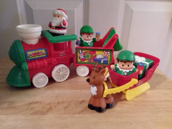 Fisher Price Little People Musical  Christmas Train & Sleigh 1