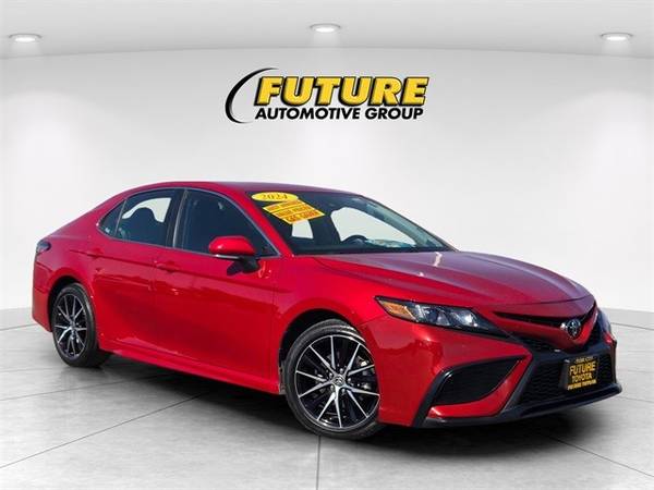 1 2024 Toyota Camry Certified SE Sedan 1