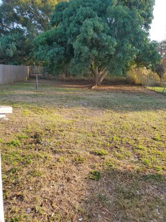 $1,400 / 2br - 2 Bedroom 1Bath House Large Yard $1400 mo (Merritt Island)63823720747651122