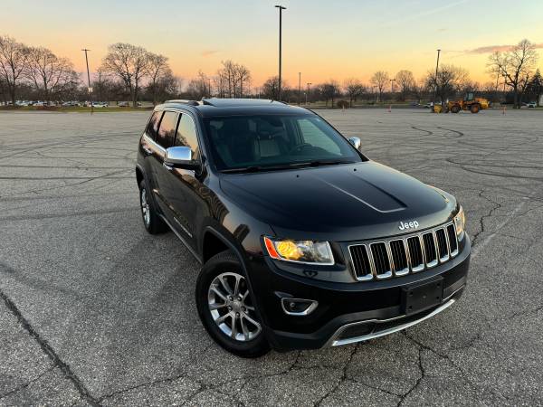 2016 Jeep Grand Cherokee Limited 4WD With Low Miles! - $13,899 (Dearborn)63622114533891123