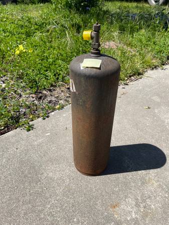 Acetylene B Tank 40 Cu Ft, Steel, Half-Full (100 PSI)! 1