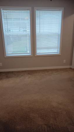 $1,249 / 3br - TODAY ONLY FREE RENT UNTIL JANUARY$$$$ (lansing)63920838600066124
