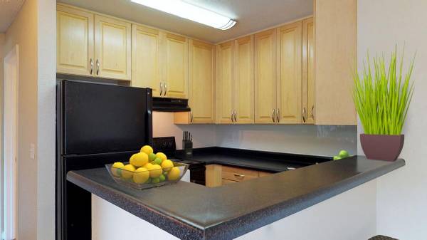 $2,370 / 2br - 825ft2 - Countertops - Granite, Carport*, Central Heat & Air Conditioning (concord / pleasant hill / martinez)64017517172994120