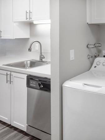 $2,390 / 2br - 1088ft2 - Oferta exclusiva: / con solárium y almacenamiento para bicicletas (Reed College)63831326487171124
