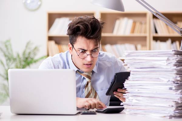 Bookkeeping Is Stressful! Hire Virtual Bookkeeper To Manage Your Books 1