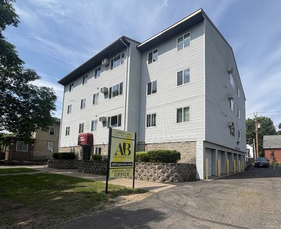 1 4/bd 2/ba Student Apartment 1