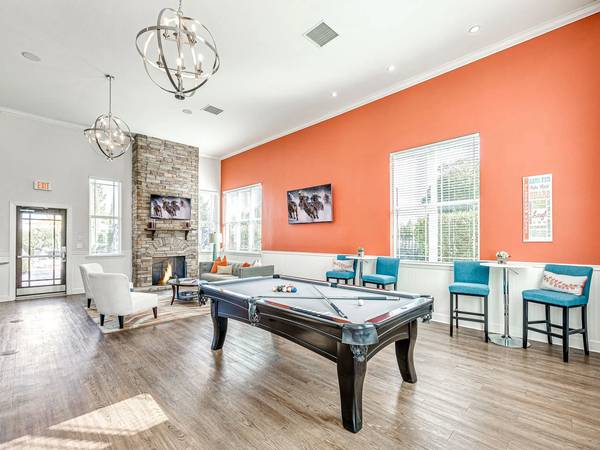 $1,190 / 1br - 821ft2 - 9' Ceilings, Built-in Microwave, Top-Rated Schools! (Tulsa, New Tulsa, Broken Arrow, Owasso, Jenks, Claremore)63981978906882124