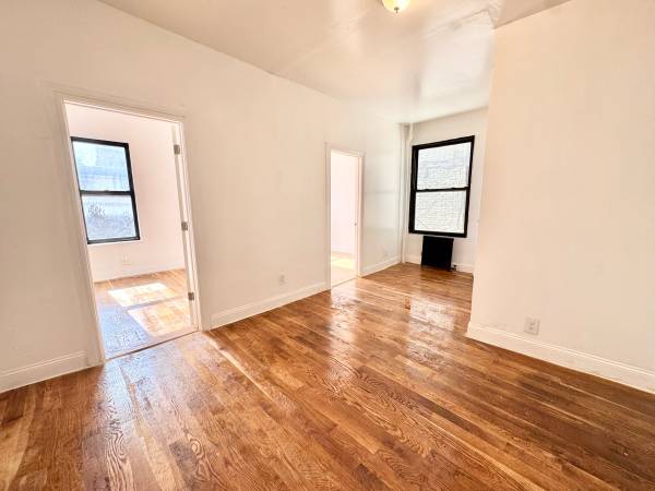 $2,250 / 2br - 2 BEDROOM APARTMENT SUBLET! All UTILITIES INCLUDED ! (SUNSET PARK / GREENWOOD HEIGHTS)64212268148099122