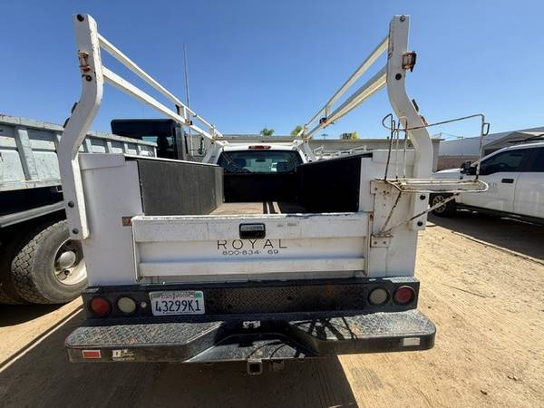 2013 Chevrolet 2500HD - Photo 3