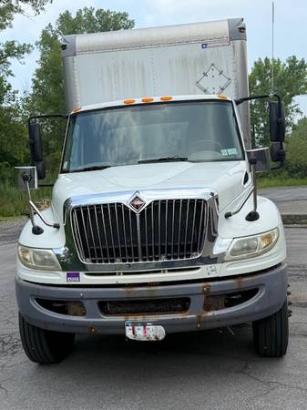 2012 International 4300 - $20,000 (East Syracuse)63442693804163123