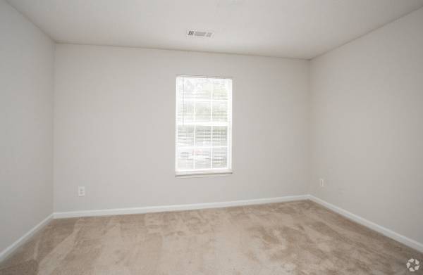 $1,405 / 2br - 1244ft2 - Beautiful 2 Bed / 2.5 Bath Layout, Tons of Light. Call for a Tour! (Newnan)63921560408963120