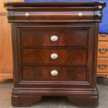 4 Drawer Bordeaux Cherry Nightstand End Table Chest 1