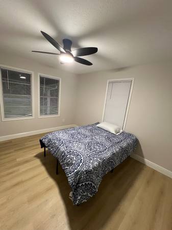 $600 / 3br - Private room for rent (Vidor)64036372639491122