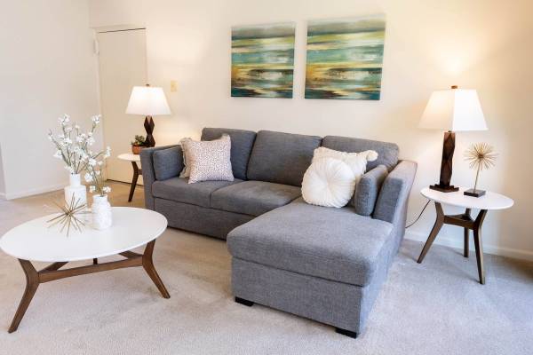 Central Air Conditioning, Private Patio or Balcony, 1 bedroom 1