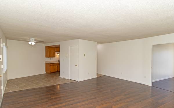 $2,250 / 1br - 960ft2 - Amazing, Downstairs 1 bedroom with a Den in Vista! (Vista)63865930866561120