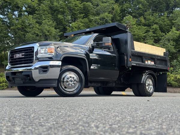 2018 GMC Sierra 3500HD 4x4 - Photo 2