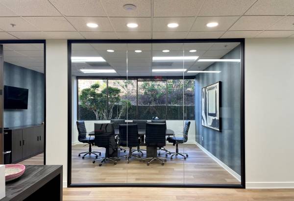 $900 / 200ft2 - Executive Workspace - offices for rent (Westlake Village)63800403195905123