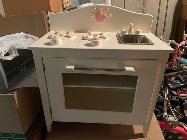 Childs Kitchen Play Set 1