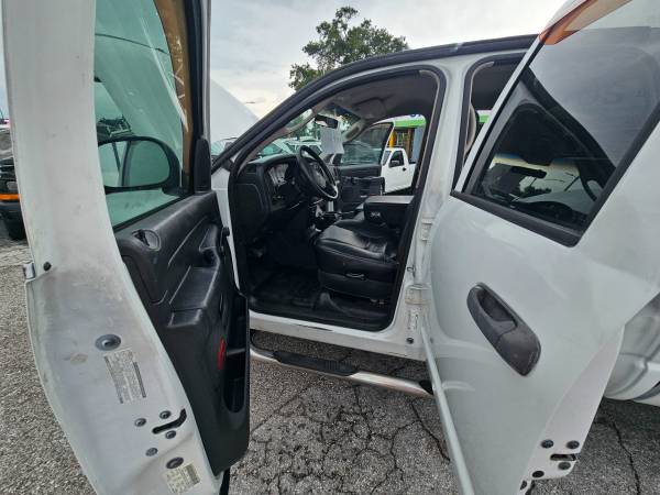 2005 RAM 2500 ST - Photo 10