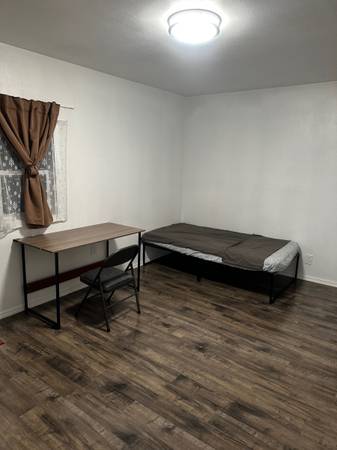$800 / 1br - 144ft2 - Room/Shared - utilities included (Mountlake Terrace/Lynnwood/Edmonds)63944962263042123