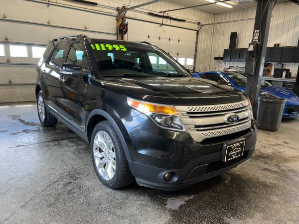 ** 2015 FORD EXPLORER XLT AWD 4DR SUV ** - $11.995 (CAMBRIDGE)63470777950467124