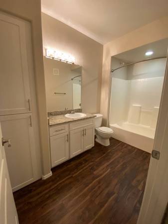 $1,325 / 1br - 718ft2 - 1BR AND 2BR AVAILABLE TODAY!🥳🌴 (Tucson)63674912042241124
