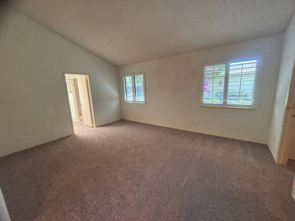 $2,900 / 2br - Spacious 2 BR / 2.0 BA Condo (Santa Maria)63663904980739121