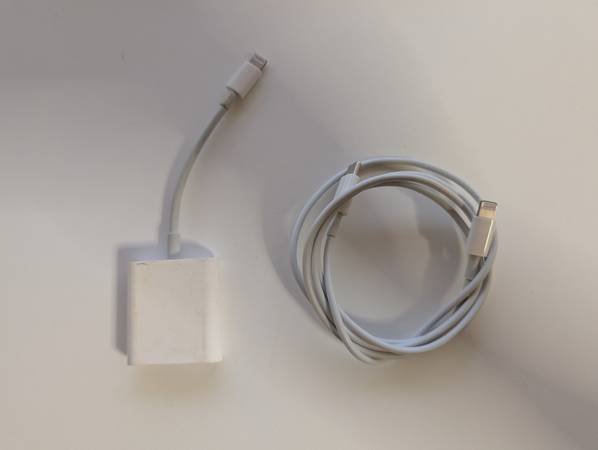Apple Lightning to SD Card Reader for iPhone and Charge cable 1