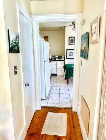 $1,890 / 1br - 350ft2 - 1ST FLR FURNISHED STUDIO, DOWNTWN NBPT, ALL UTILS, WIFI, PKG (9G7) (NEWBURYPORT, MA)63996546533635124