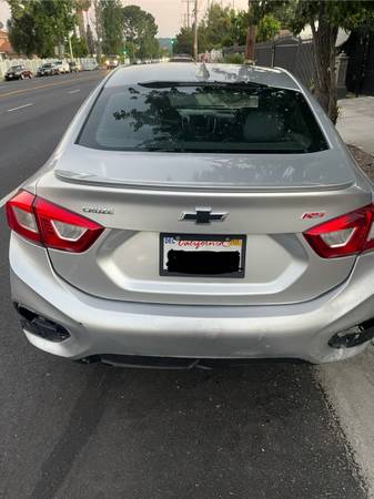 2019 Chevrolet Cruze RS - $6,900 (Winnetka)63618219786243123