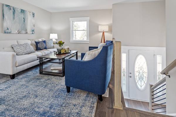 $389,900 / 4hab - 1904ft2 - ¡HERMOSA casa en sótano con ubicación en cul-de-sac! (Raleigh)63685979213315122