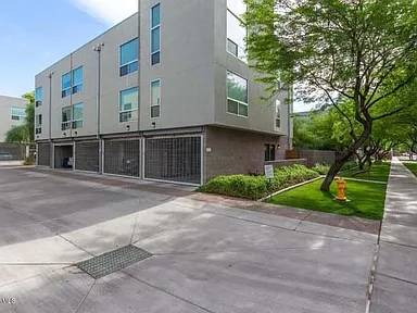 $1,130 / 2br - 1444ft2 - Downtown Living Experience 2BR/2BA Home (Phoenix)63966951719426121