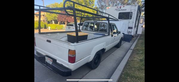 1985 Toyota PU - $6,000 (santa clara)63478205014913120