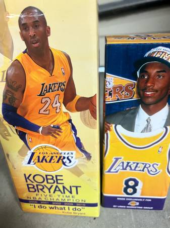 Kobe Boblehead 1