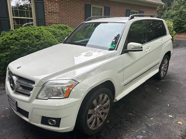 2010 Mercedes GLK350 - $6,900 (Vienna)63616327621891121