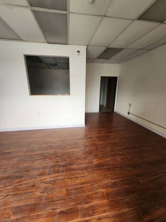 Nails Eyebrows Office Flex Private Store Rent Lease Montebello 1