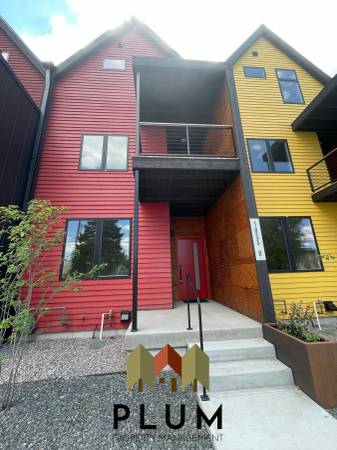 $3,095 / 3br - 1900ft2 - 1855 South 3rd Street West, Unit C (Missoula, MT)63656959407363120