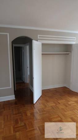 $1,350 / 1br - 750ft2 - SPACIOUS & Renovated 1 BED/ 1 BATH/ ON BEACH63844191546243120