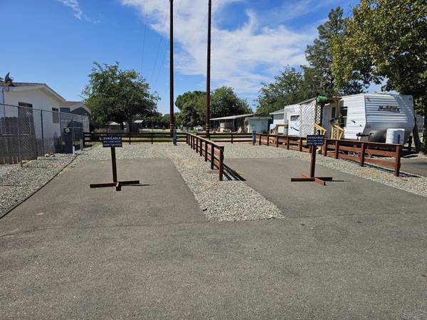 $490 $490.00 LONG-TERM RV SPOTS GOING FAST!!! IN UP AND COMING PARK!!! (Cottonwood Oaks Mobile Home Community)63972532125314120