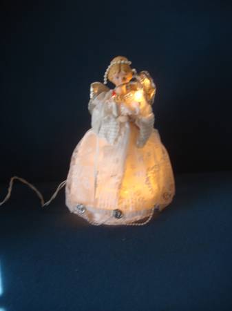 9 1/2 " TALL 10 LIGHT CHRISTMAS ANGEL 1