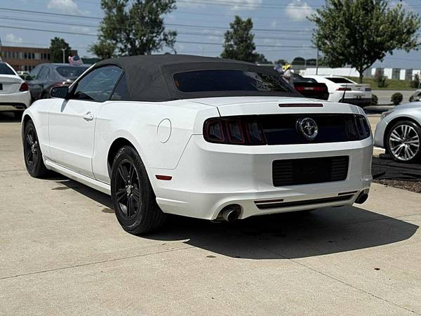 Convertible V6 Premium Ford Mustang 2014 - $9999,0063470754591491124