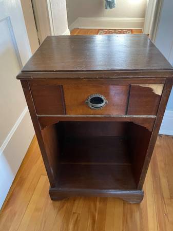Nightstand 1