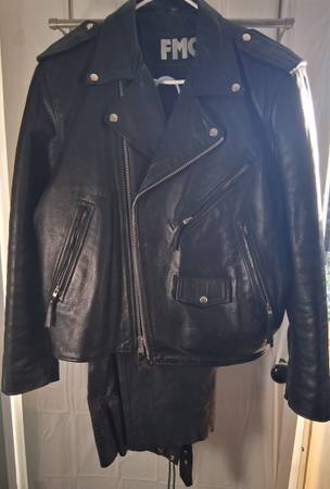 Men’s Black Motorcycle Leather Jacket (4X) + Chaps (XL) – Heavy Duty Rider G 1