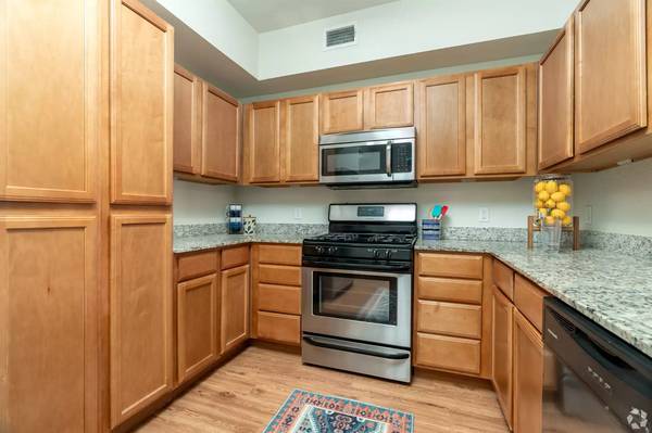 $1,799 / 2br - 1094ft2 - Discover, Delight, Dwell: Your New Home Awaits! (Burleson)63796376050563122