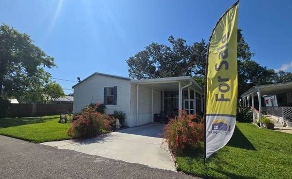 $69,000 / 3br - Home Needs a New Owner - Renovated-Beautiful Upgrades (Candlelight Manor/South Daytona, Fl)63791497394049122