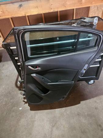 2016 mazda 3 rear right door 1