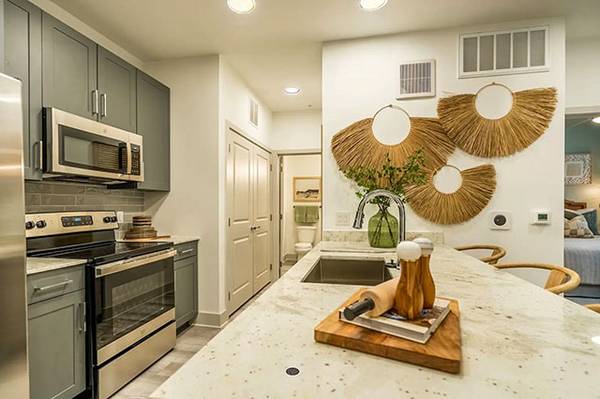 $1,984 / 2br - Look and Lease Special! (Katy)63924170562435120