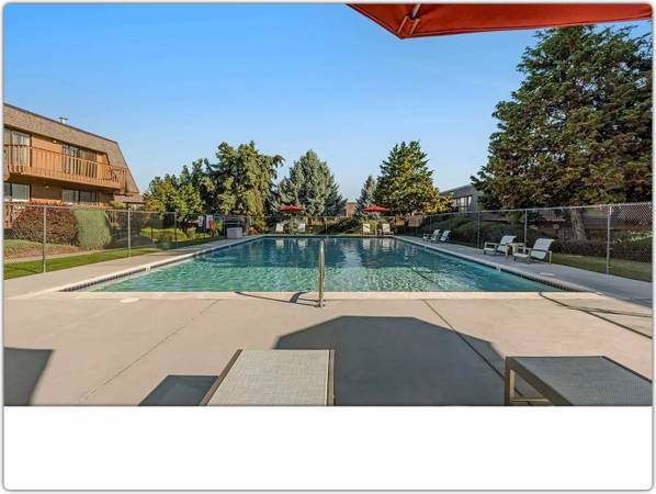 $1,639 / 1br - 800ft2 - Start living large! You'll love our 1 bed, 1 bath! 800 Sq Ft! (Wenatchee)63690628543235120