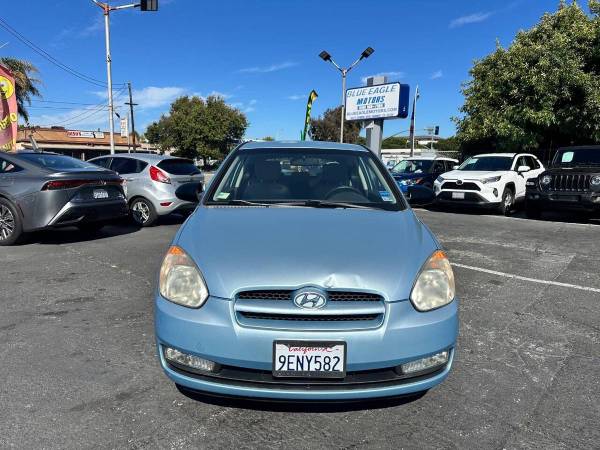 2008 Hyundai Accent SE 2dr Hatchback Quality Vehicles! S, HABLAMOS E - $4,750 (+ Blue Eagle Motors)63470883408129124