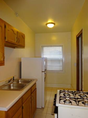 $775 / 375ft2 - 1536 LaSalle, Quiet HW Studio in Loring, Walk Downtown, Pets OK! (Loring Park, Eat Street, Downtown Minneapolis)64048422283650124